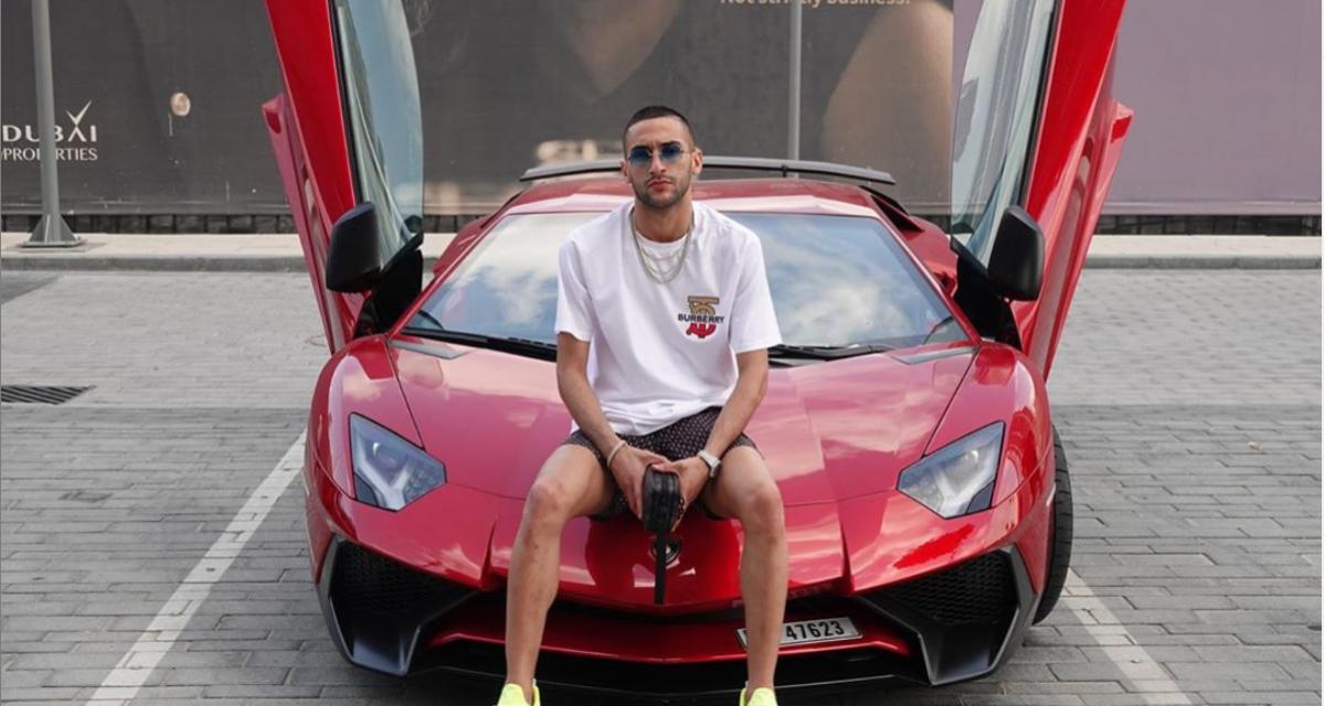 Hakim Ziyech : Lamborghini, Audi et même une Golf dans le garage de l'international marocain