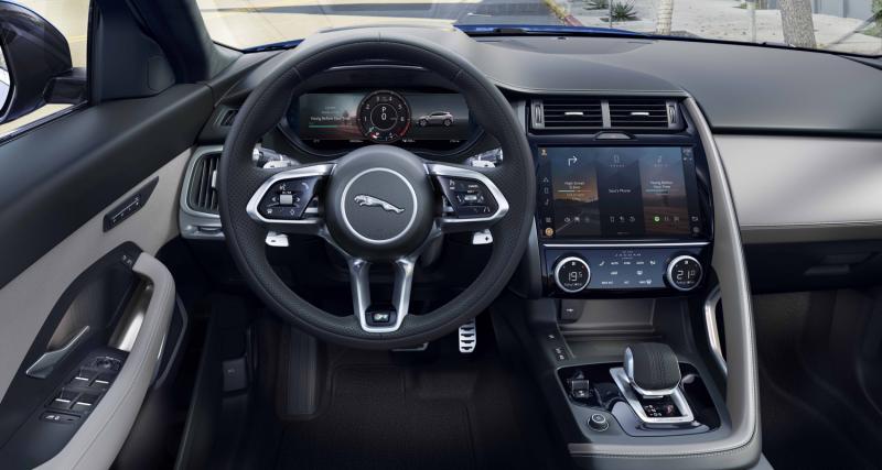 Jaguar E-Pace (2021) : restylage léger et nouvelle version hybride rechargeable - Technologique et connecté