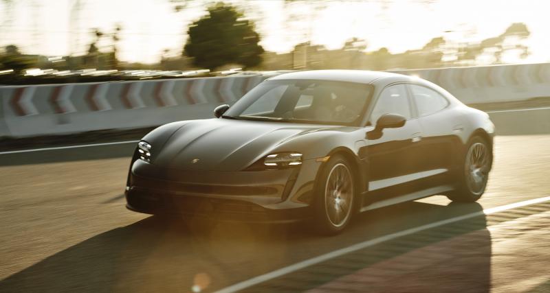  - Porsche fait les choses en grand pour la sortie du Taycan 4S (vidéo)