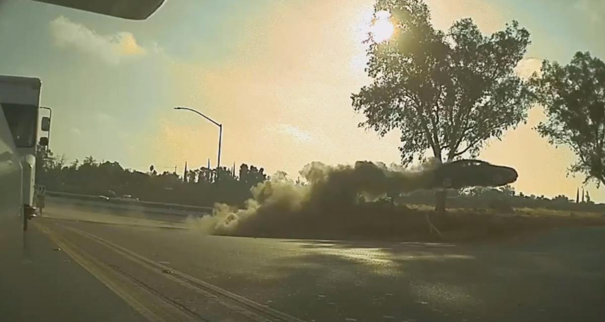 Ce conducteur inattentif envoie sa voiture faire une sacrée cascade (vidéo)