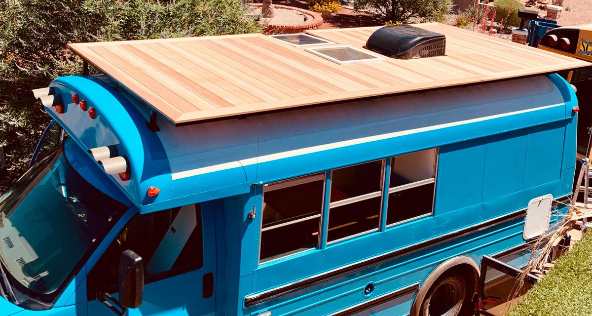 Mybushotel : votre fourgonnette transformée en camping-car