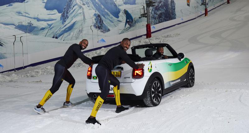 Rasta Rocket le retour : l’équipe jamaïcaine de bobsleigh s’entraîne à pousser une Mini Cooper sur la glace ! - Un entraînement atypique, autant que cette équipe