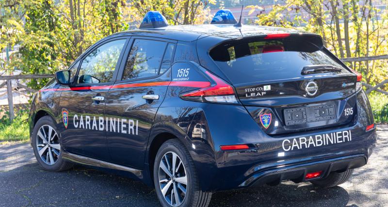 Nissan livre 52 Leaf électriques pour les Carabiniers - Nissan Leaf version Carabinieri