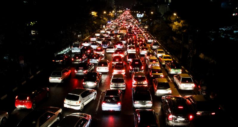  - Un immense embouteillage au Japon bloque certains automobilistes pendant près de 40 heures 