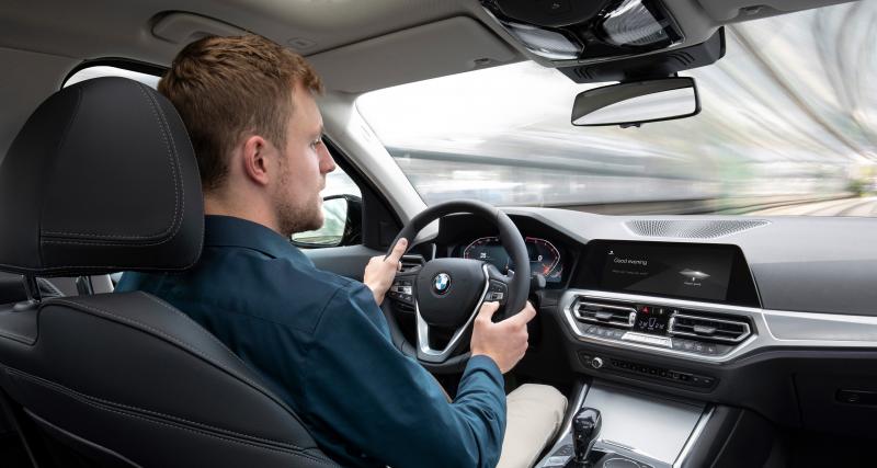 BMW en 2021 : nouveautés, essais, photos et vidéos - Le BMW iDrive a déjà 20 ans, retour sur les innovations du constructeur bavarois
