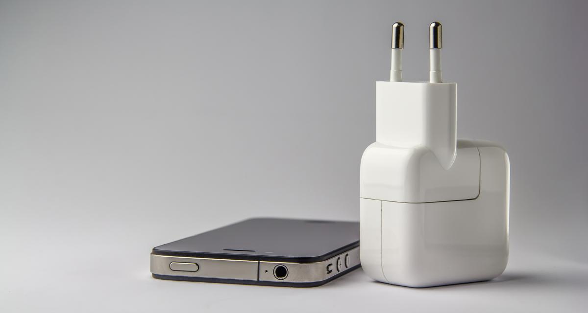 VIDEO - Apple car : et si la recharge nous était familière ?