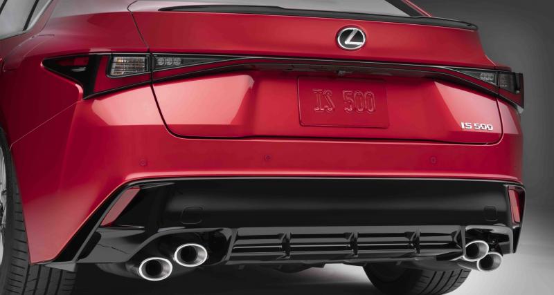 Lexus IS F Sport Performance (2022) : avec un tel nom, voilà une berline qui ne cache pas ses ambitions ! - Lexus IS F Sport Performance (2022)