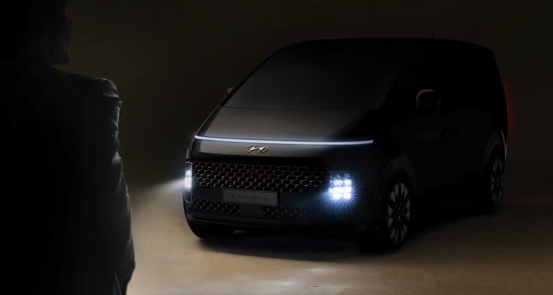  - Staria : le nouveau minibus futuriste signé Hyundai