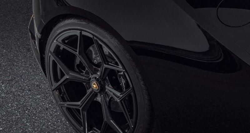 Lamborghini Huracán EVO RWD by Novitec : du carbone en pagaille pour la propulsion de 610 ch - Jantes et échappement