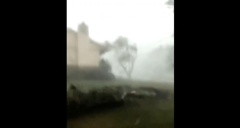  - VIDEO - Voilà ce que ça fait de se retrouver coincé dans un ouragan en voiture 