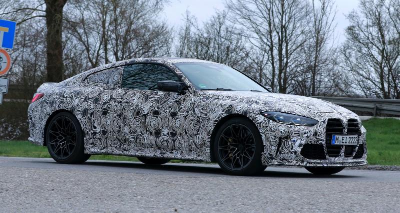  - Future BMW M4 CSL : la sportive allemande aperçue sous camouflage !