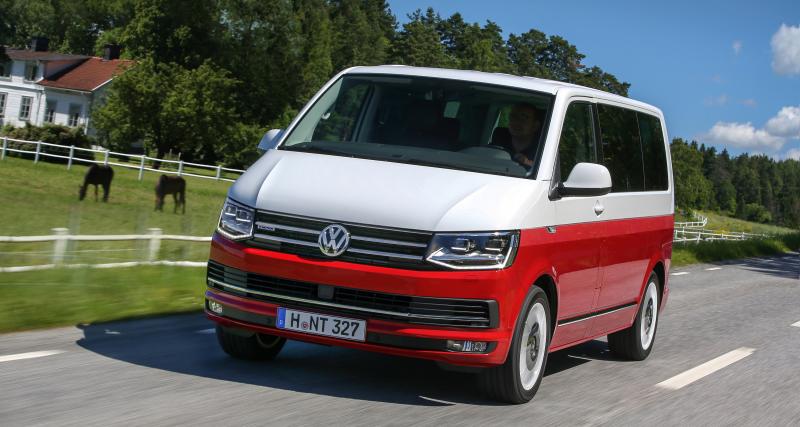 Le nouveau Volkswagen Multivan donne un aperçu de sa face avant - Teaser du nouveau Volkswagen Multivan