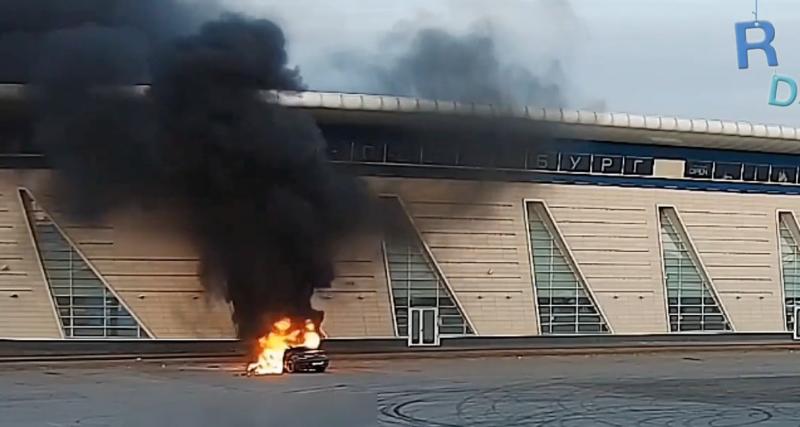  - VIDEO - La session drift avec sa BMW se termine par un incendie