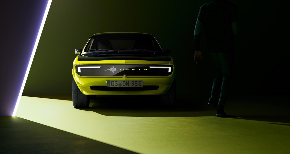L'Opel Manta GSe ElektroMod communique via sa calandre Pixel-Vizor
