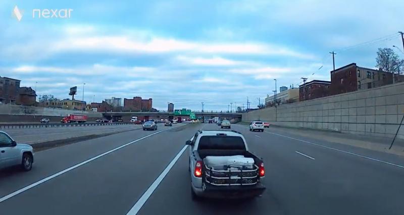  - VIDEO - Ce chauffard coupe la route a tout le monde et cause un accident sans même s’en préoccuper
