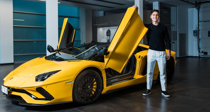  - Paulo Dybala s’offre une Lamborghini Aventador S Roadster après son 100e but avec la Juventus