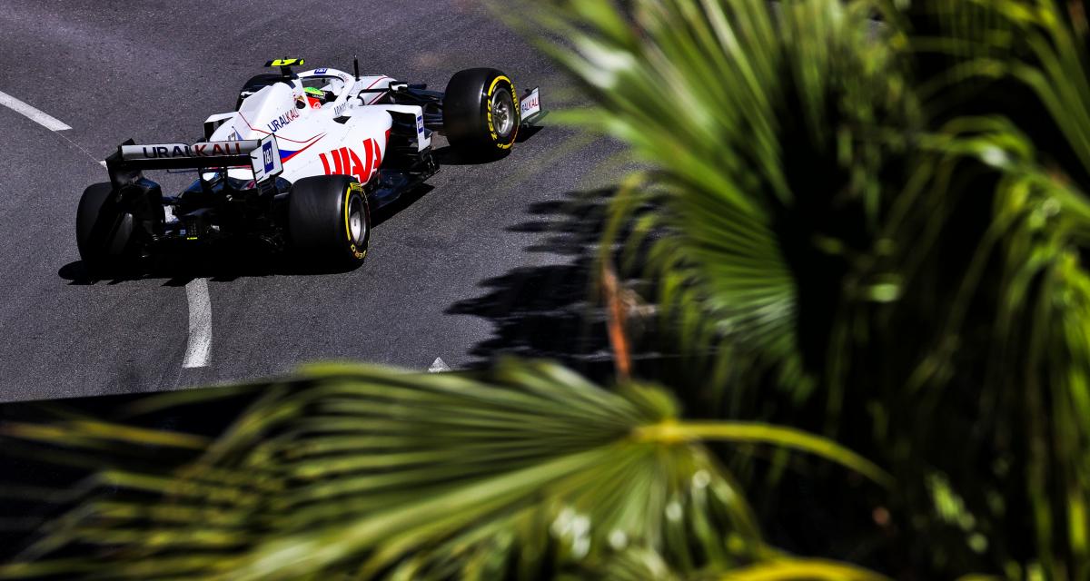 GP de F1 de Monaco : le crash de Schumacher pendant les essais libres 3 en vidéo