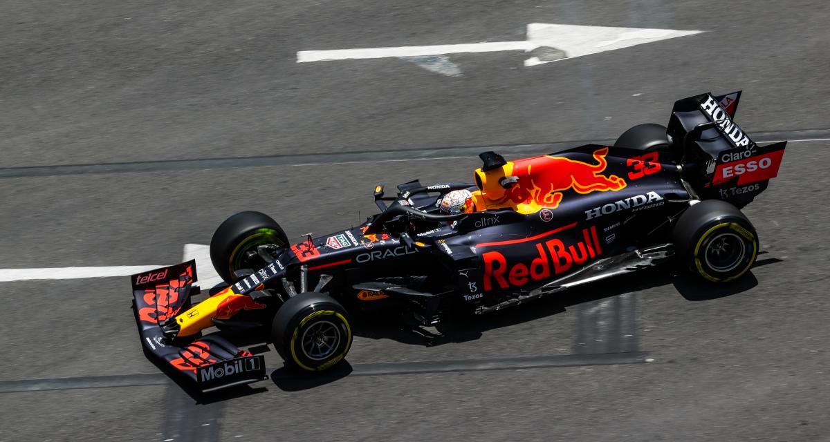 Grand Prix d'Azerbaïdjan de F1 : l'accident de Max Verstappen lors des essais libres