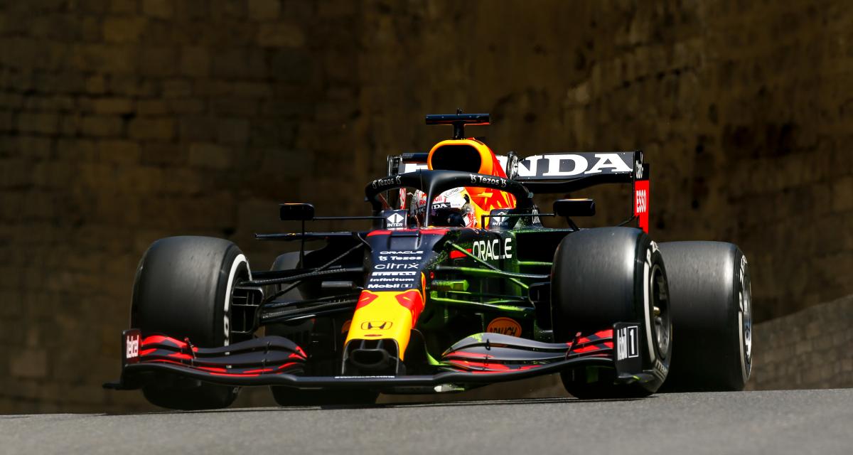 Une Red Bull roule à toute vitesse dans les rues de Prague (vidéo)