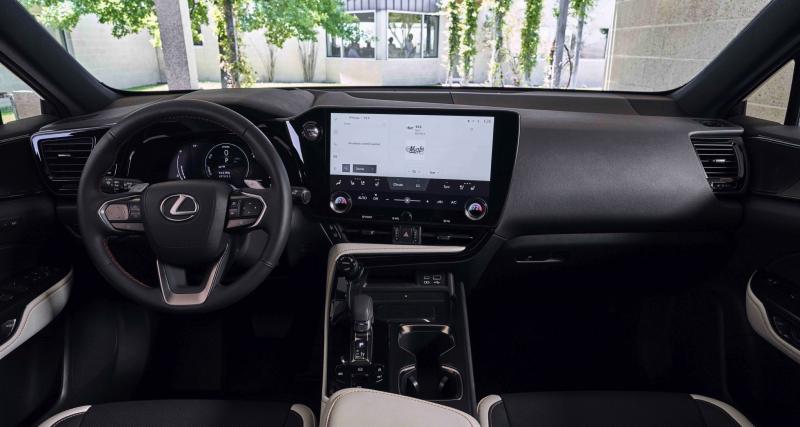 Lexus NX (2021) : une version hybride rechargeable pour la 2e génération du SUV - Habitacle et équipements