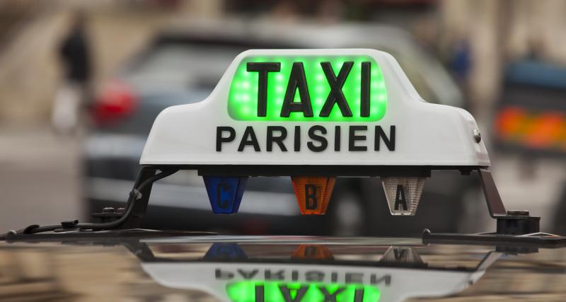 163€ le trajet Paris - Orly en (faux) taxi : attention aux arnaques