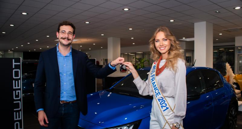  - Miss France vient de recevoir sa Peugeot e-208