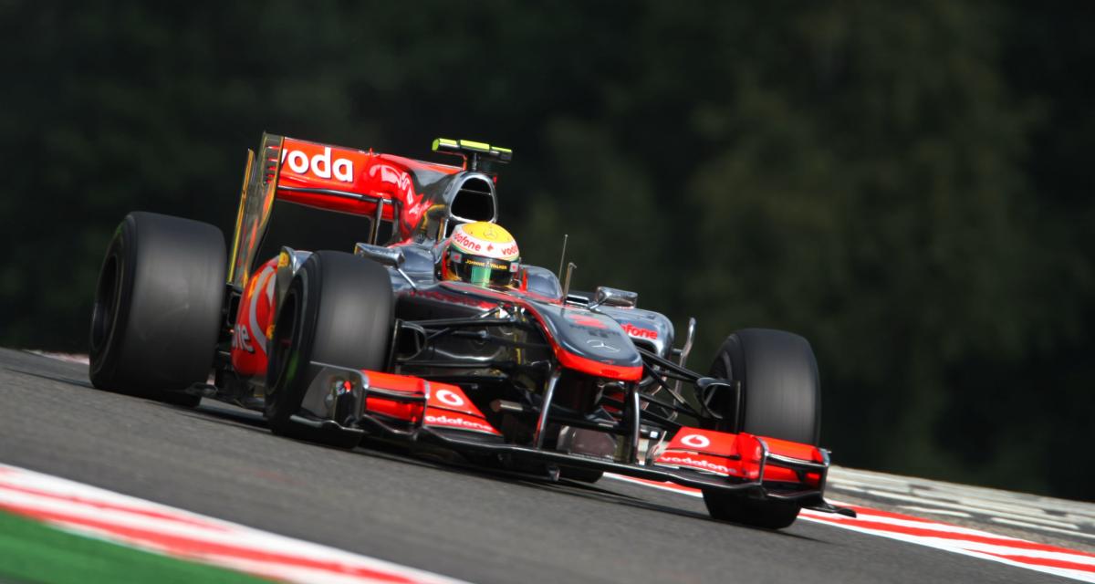 Lewis Hamilton sur le circuit de Spa-Francorchamps en 2010