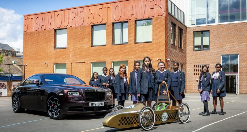  - La gagnante du concours de la Rolls-Royce du futur repart avec une voiture… en bois