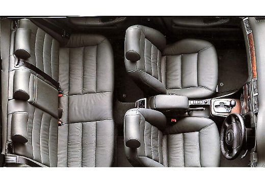 AUDI A6 A6 2.4i V6 Quattro Pack Plus 4 portes