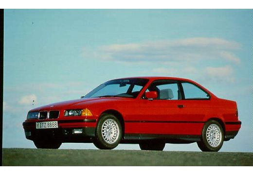 BMW SERIE 3 COUPE E36 318 iS Worldline A 2 portes