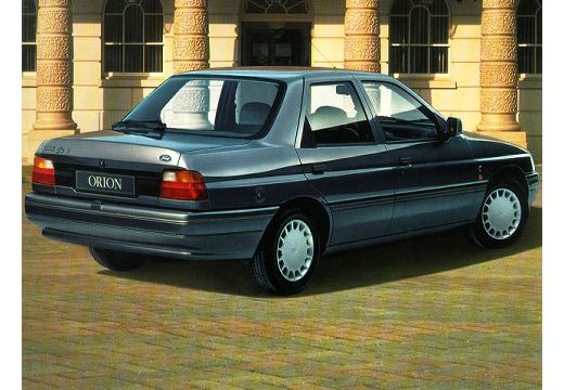 FORD ORION Orion 1.8 D Ghia 4 portes