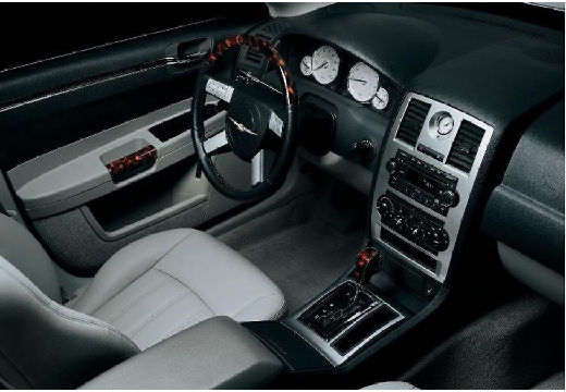 CHRYSLER 300C TOURING 300C Touring 6.1 V8 HEMI SRT-8 A 5 portes