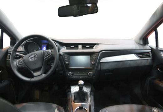 TOYOTA AVENSIS PRO Avensis Pro 147 VVT-i CVT Executive 4 portes