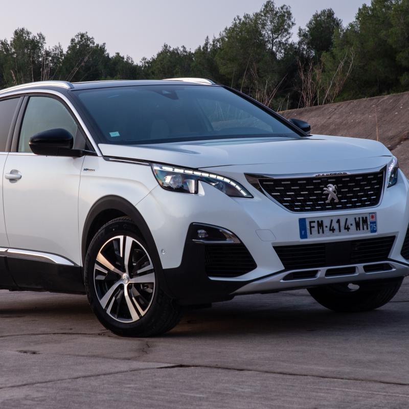 Peugeot 3008 hybrid4