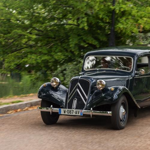 100 ans de confort | Les Citroën Traction Avant en images 