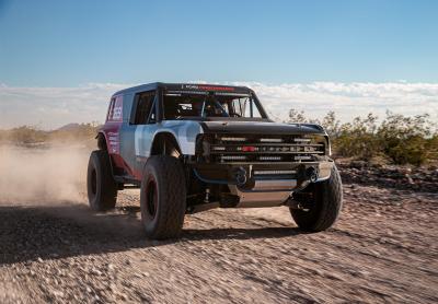 Ford Performance Bronco R | les photos officielles du prototype au départ du Baja 1000