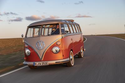 Volkswagen e-Bulli | La version 100% électrique du Combi T1