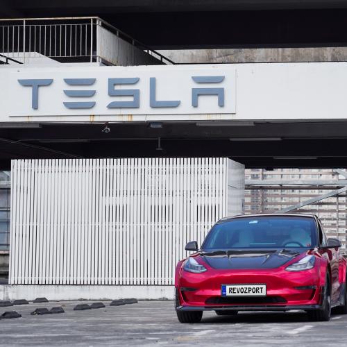 Tesla Model 3 | les photos officielles de la version RevZsport