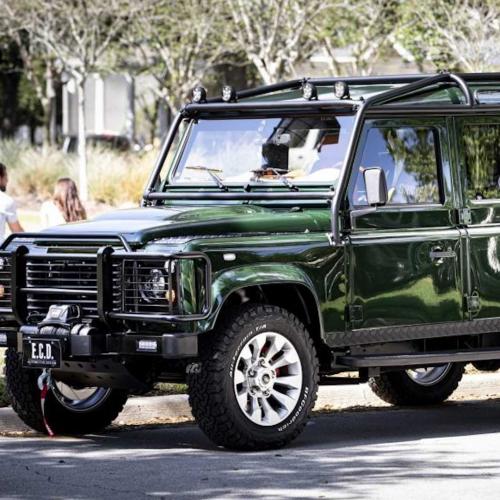 Land Rover Defender by E.C.D. Automotive Design | Les photos du tout-terrain pour épicurien