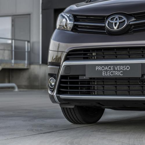 Toyota Proace Verso Electric (2021) | 7 choses à savoir sur le van