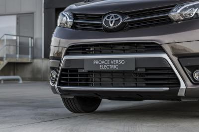 Toyota Proace Verso Electric (2021) | 7 choses à savoir sur le van