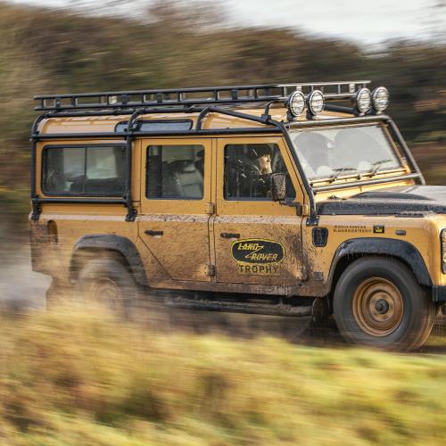Land Rover Defender Works V8 Trophy | Les photos du tout-terrain exclusif