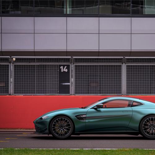 Aston Martin Vantage F1 Edition | Les photos de la sportive en édition spéciale