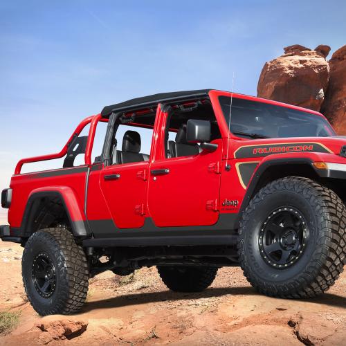 Jeep Red Bare Gladiator Rubicon | Les photos du pick-up personnalisé