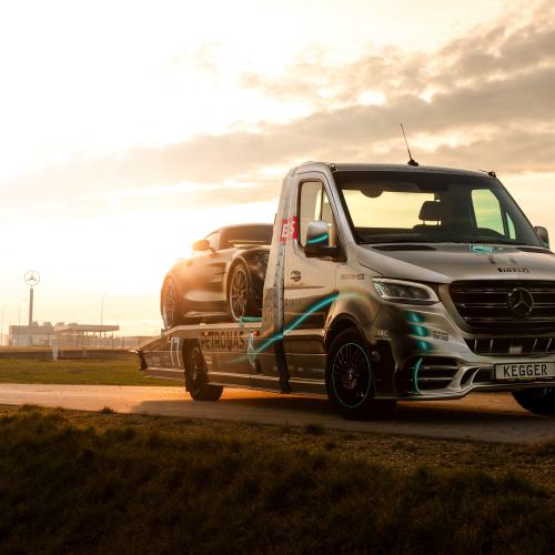 Mercedes Sprinter “AMG Petronas” by Kegger | Les photos de la super-dépanneuse