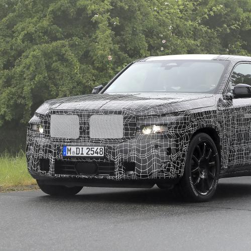 BMW X8 | Les nouveaux spy shots du SUV de luxe