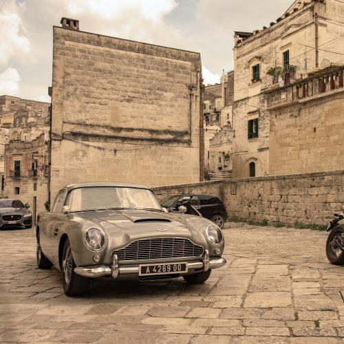 Top 10 James Bond | Les voitures les plus chères vendues aux enchères