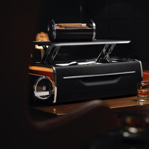 Rolls-Royce The Celleratte | les photos du coffre à whisky et cigares