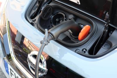 L'électrique au quotidien | Nissan Leaf vs Volkswagen ID.3
