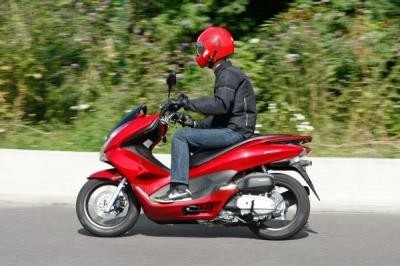 Honda PCX 125 2012 : Consommer moins pour accélérer plus